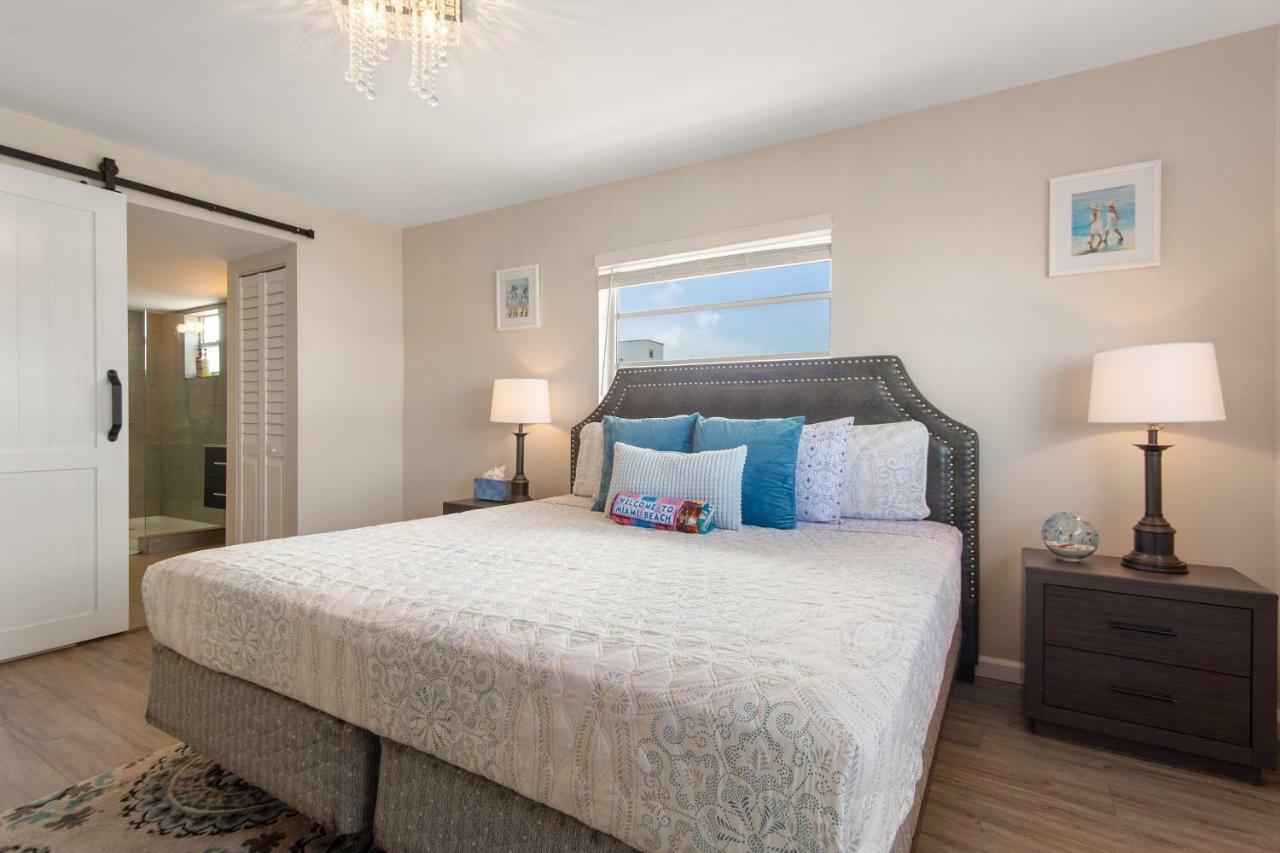 2 Bedroom 2 Bath With Patio On 11Th Collins Ave Miami Beach Dış mekan fotoğraf