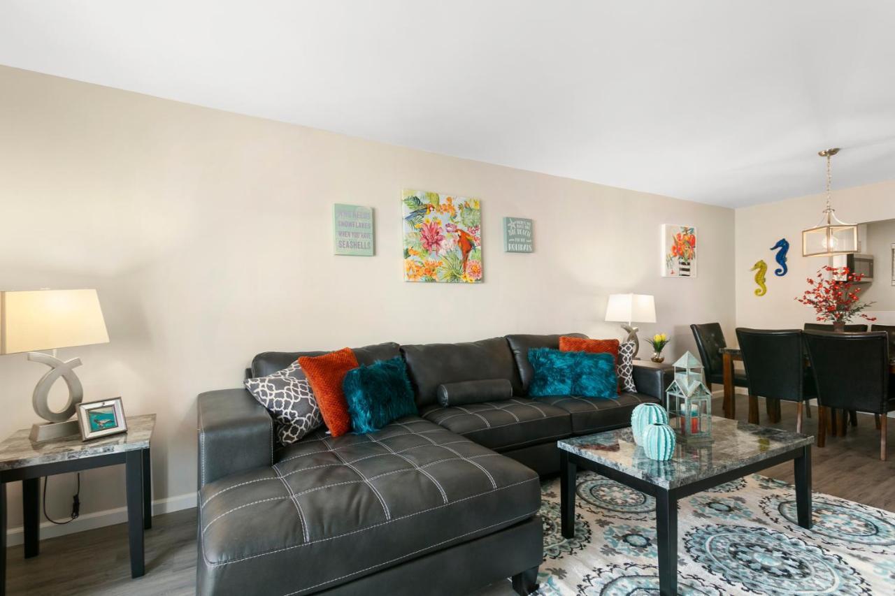 2 Bedroom 2 Bath With Patio On 11Th Collins Ave Miami Beach Dış mekan fotoğraf